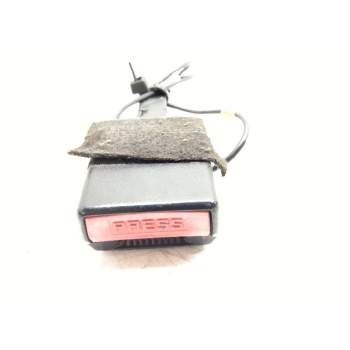 Recambio de enganche delantero izquierdo para peugeot 407 st sport referencia OEM IAM   