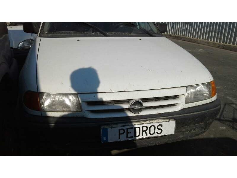 opel astra f berlina del año 1994