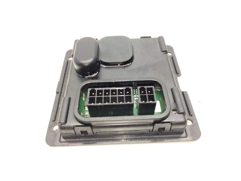 Recambio de centralita faros xenon para opel vectra c (z02) 1.9 cdti (f69) referencia OEM IAM 13184051  