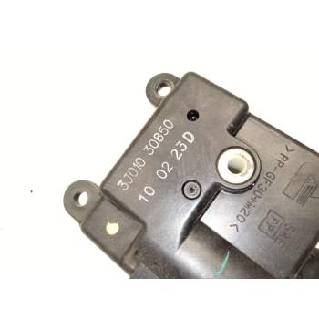 Recambio de motor de trampillas para infiniti ex 30d referencia OEM IAM 3J01030850  
