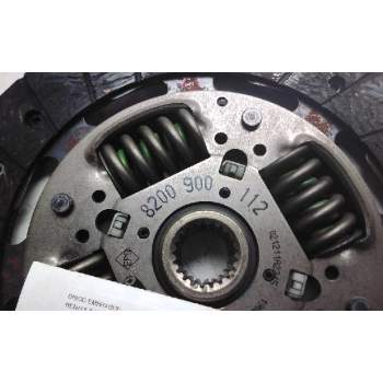 Recambio de disco embrague para renault trafic caja cerrada dci cat referencia OEM IAM 8200900112  