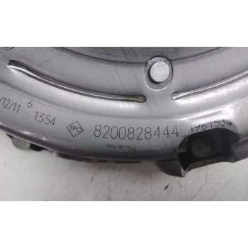 Recambio de prensa embrague para renault trafic caja cerrada dci cat referencia OEM IAM 8200828444  