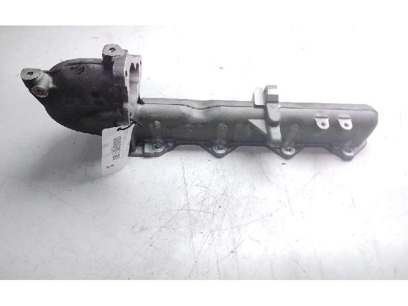 Recambio de colector admision para renault trafic caja cerrada dci cat referencia OEM IAM 8200915216  