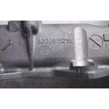 Recambio de colector admision para renault trafic caja cerrada dci cat referencia OEM IAM 8200915216  
