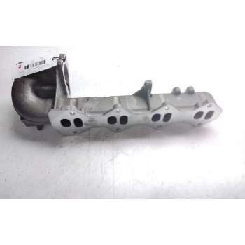 Recambio de colector admision para renault trafic caja cerrada dci cat referencia OEM IAM 8200915216  
