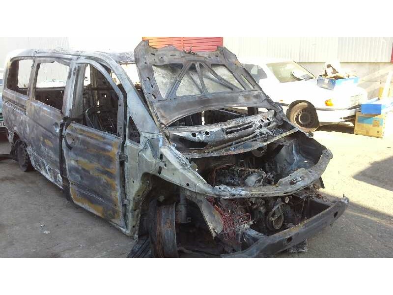 mercedes vito caja cerrada 6.03  del año 2004