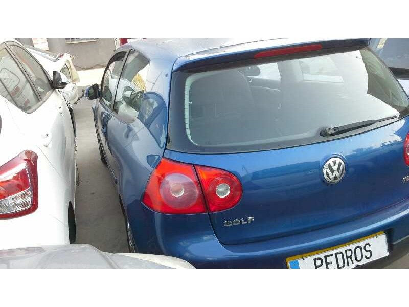 volkswagen golf v berlina (1k1) del año 2004