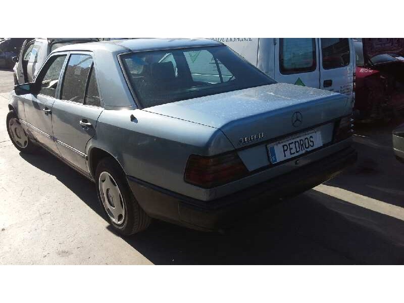 mercedes clase e (w124) berlina del año 1986