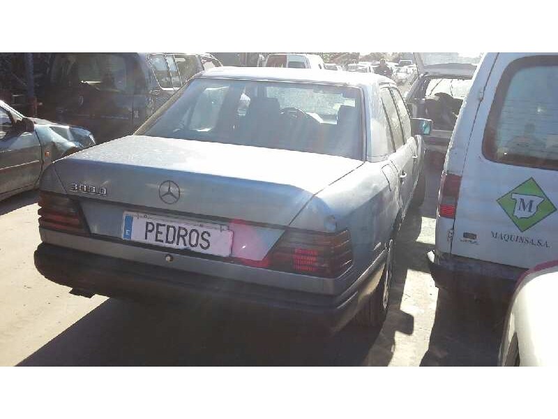 mercedes clase e (w124) berlina del año 1986