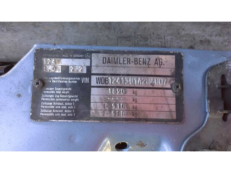 mercedes clase e (w124) berlina del año 1986