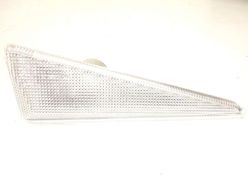 Recambio de piloto lateral izquierdo para » otros... premium 370 26 g 6x2 referencia OEM IAM 3101228 15805755 ALKAR3101228