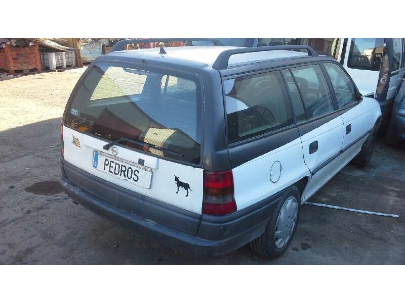 opel astra f caravan del año 1997