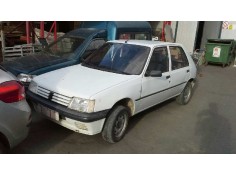 peugeot 205 berlina del año 1995