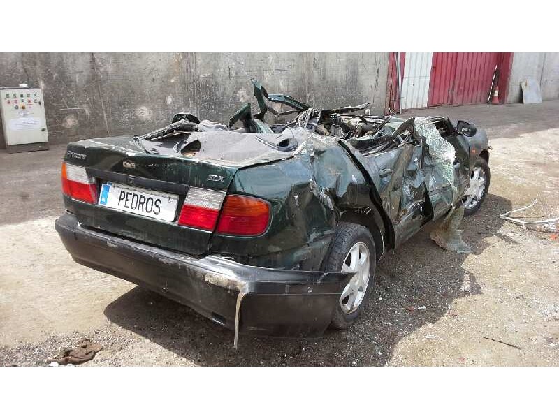 nissan primera berlina (p11) del año 1998