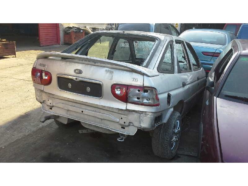 ford escort berl./turnier del año 1998