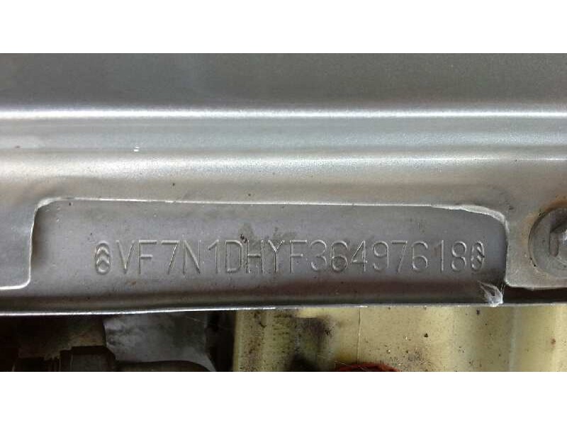 citroen xsara berlina del año 1999