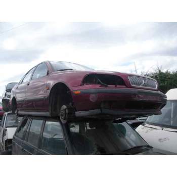volvo s40 berlina del año 1995