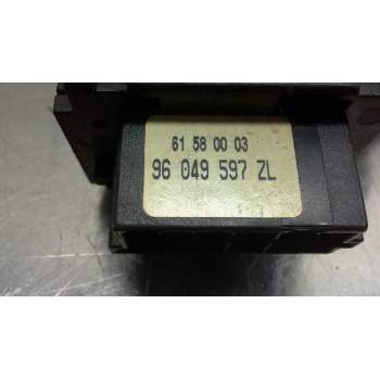 Recambio de mando limpia para citroën saxo 1.5 diesel referencia OEM IAM 61580003 96049597ZL 
