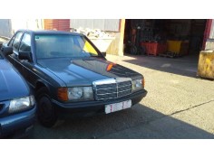 mercedes clase c (w201) berlina del año 1986 2