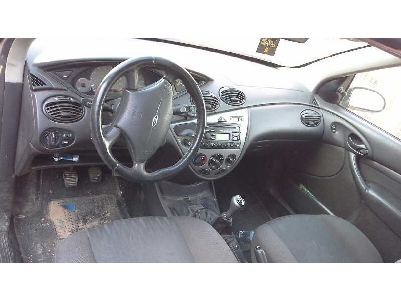 ford focus berlina (cak) del año 2002