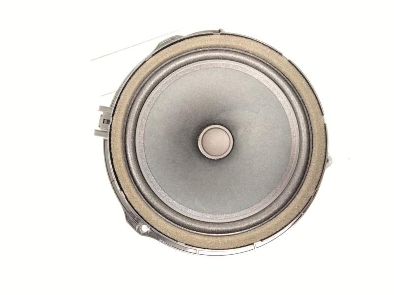 Recambio de altavoz para land rover evoque 2.0 td4 cat referencia OEM IAM JJ3218808AA  