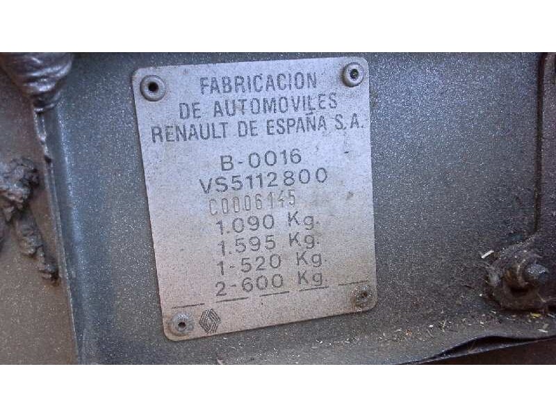 renault 4 berlina/familiar/furgoneta del año 1982
