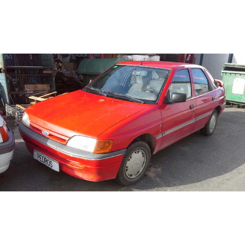 ford escort berlina/turnier del año 1992