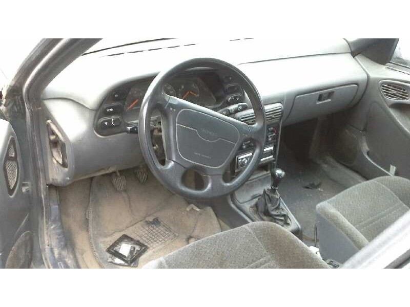 daewoo aranos del año 1995