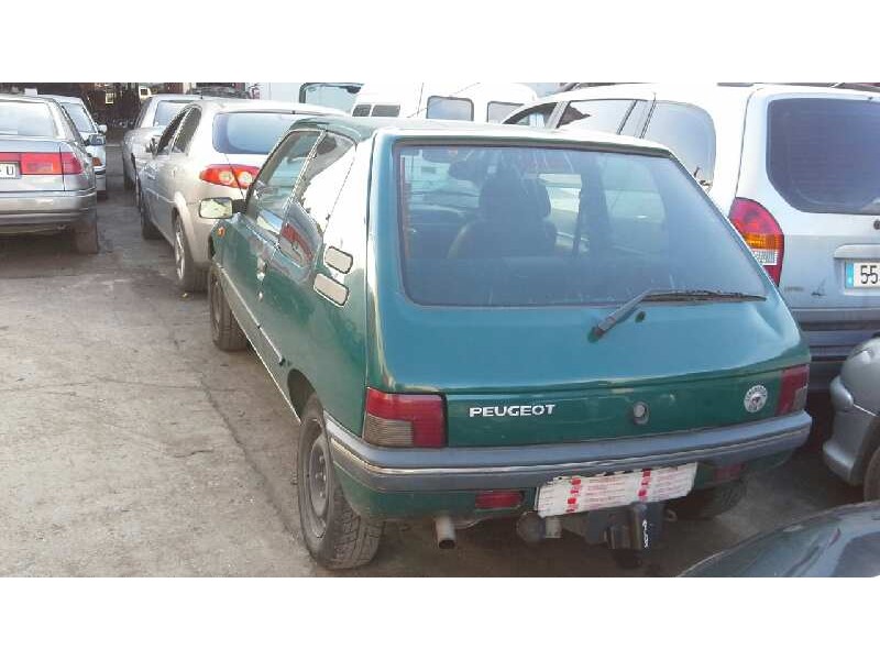 peugeot 205 berlina del año 1998
