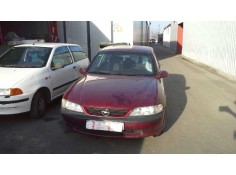 opel vectra b berlina del año 1996