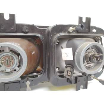 Recambio de faro derecho para ebro l35 perkins referencia OEM IAM 302121760 304118482 HELLA 24V