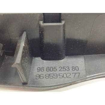 Recambio de maneta interior delantera derecha para peugeot 308 sw premium referencia OEM IAM 9685950277  