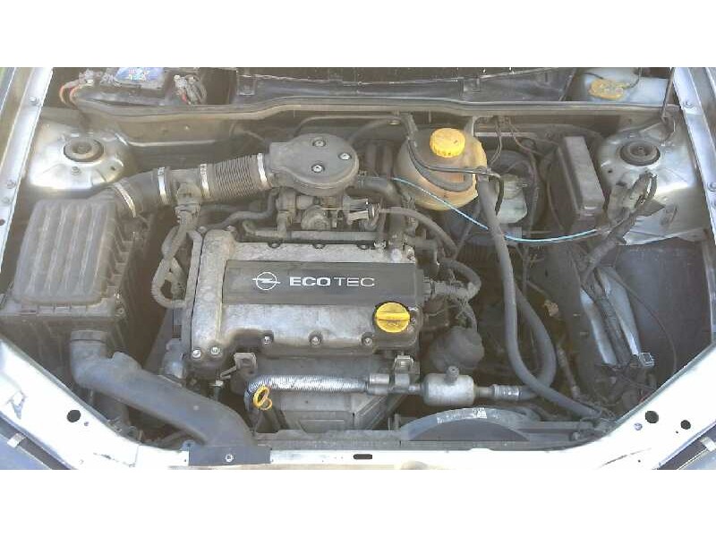 opel corsa b del año 1999