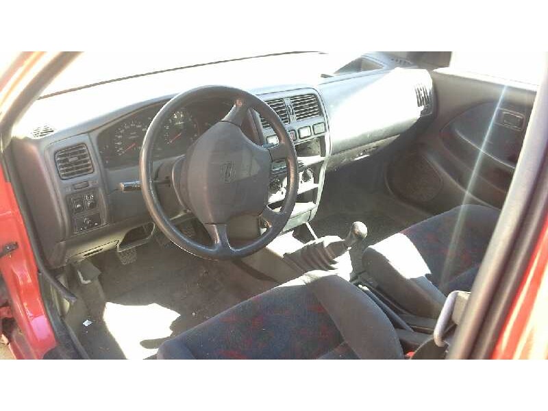 nissan almera (n15) del año 1996