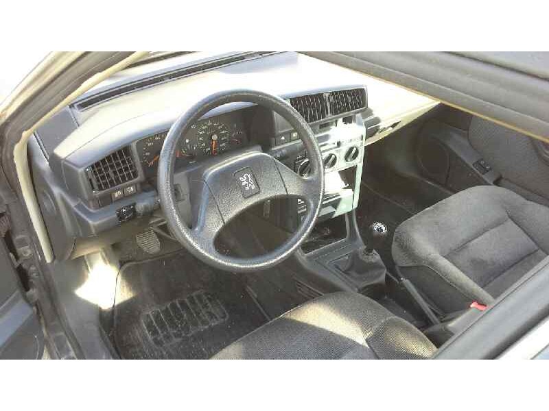 peugeot 405 berlina del año 1992