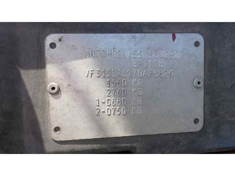 peugeot 405 berlina del año 1992