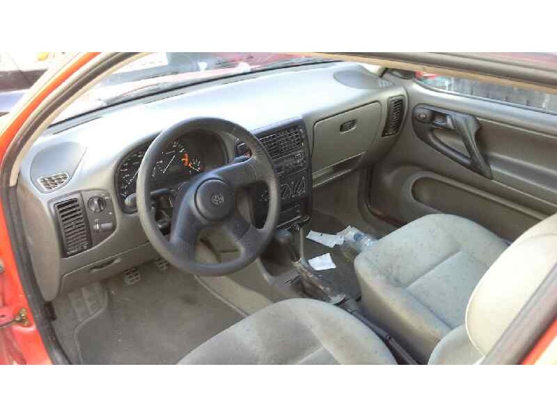 volkswagen polo berlina (6n1) del año 1996