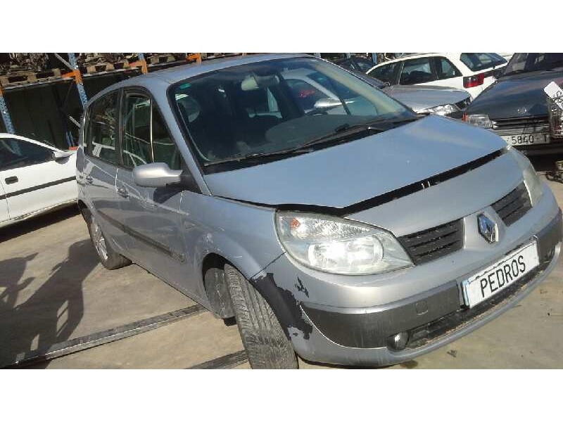 renault scenic ii del año 2004