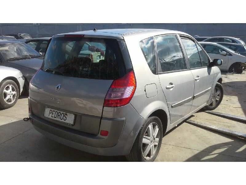renault scenic ii del año 2004