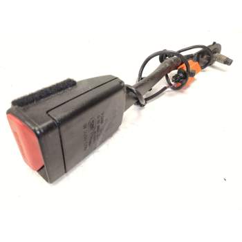 Recambio de enganche delantero izquierdo para land rover evoque 2.0 td4 cat referencia OEM IAM FK7261208AD  