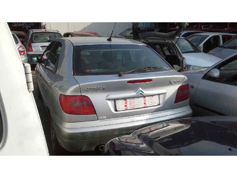 citroen xsara berlina del año 2001
