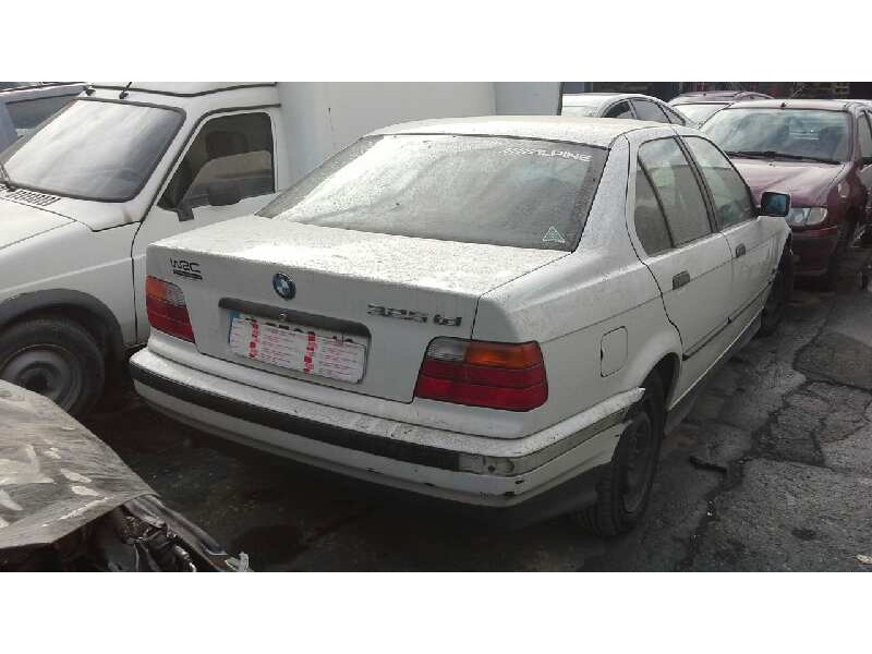 bmw serie 3 berlina (e36) del año 1996