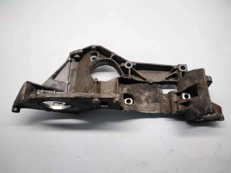 Recambio de soporte motor para » otros... premium 370 26 g 6x2 referencia OEM IAM 038903145A  