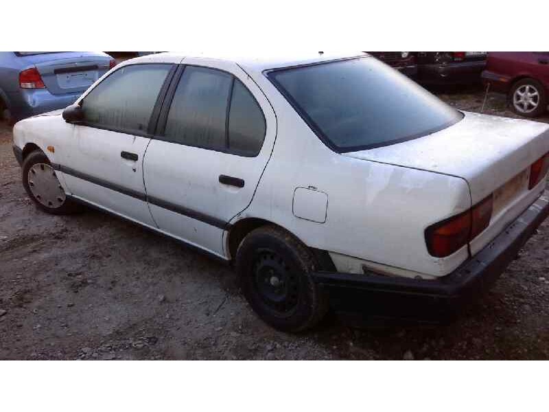 nissan primera berl./familiar (p10/w10) del año 1994