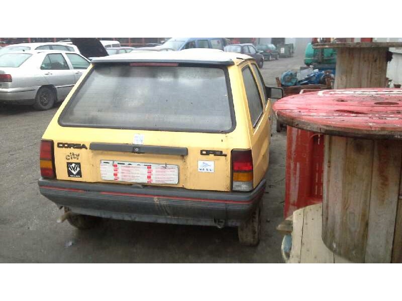 opel corsa a del año 1986