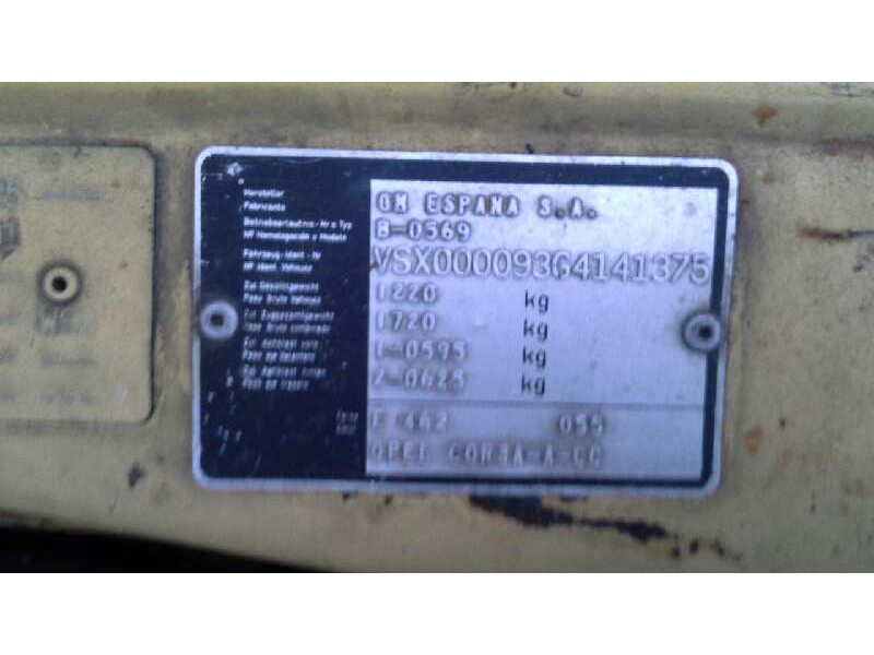 opel corsa a del año 1986