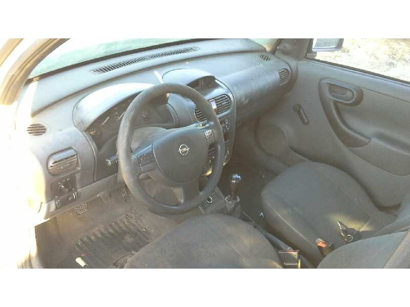 opel combo (corsa c) del año 2003