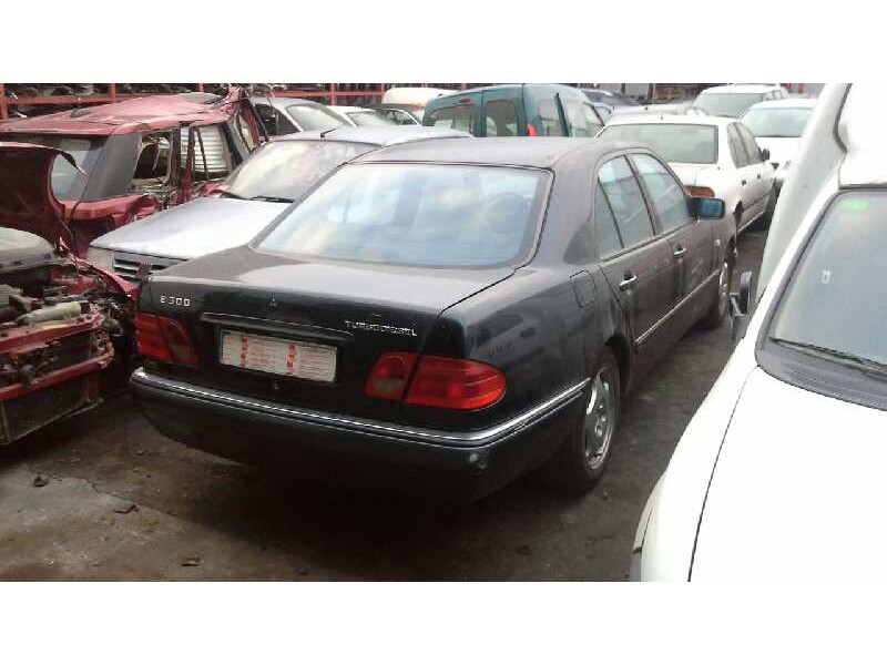 mercedes clase e (w210) berlina diesel del año 1998