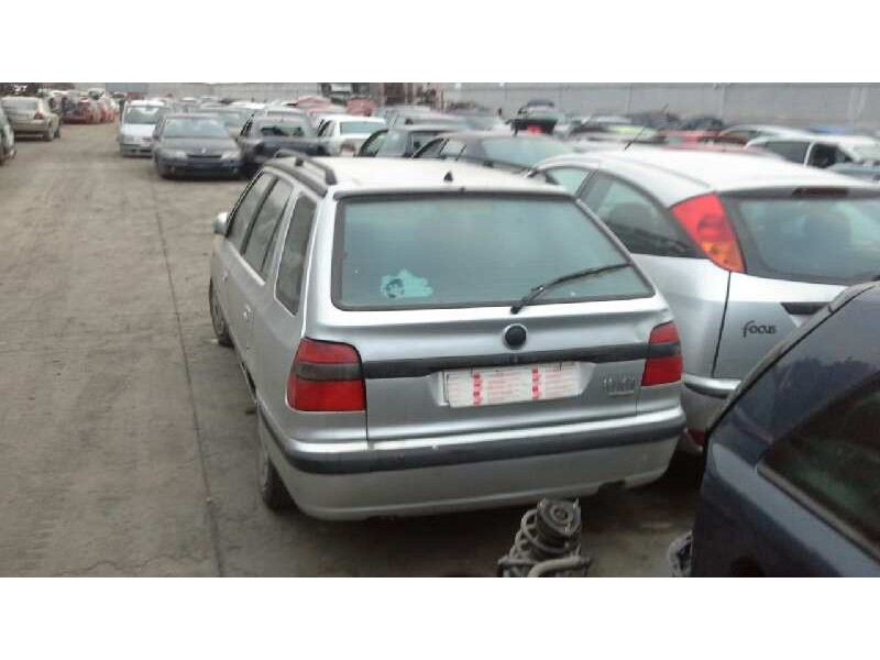 skoda felicia combi ( 795) del año 2000