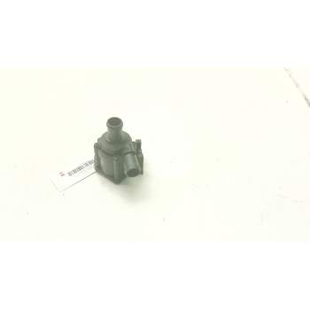 Recambio de bomba agua electrica para audi a4 b8 (8k2) 2.0 tdi referencia OEM IAM 06H121601M  